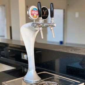Chopeira Torre Naja (sendo de 1 a 3 vias)  em Aço Inox para Chopp | Alta Qualidade | Área Gourmet, Bar e Restaurante